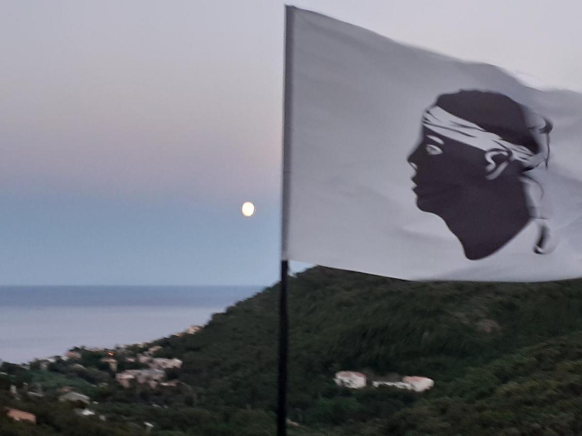 Appartement Cap Corse Uribellinu 1, Petit Dejeuner *