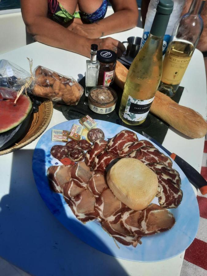 Cap Corse Uribellinu 1, Petit Dejeuner Partine